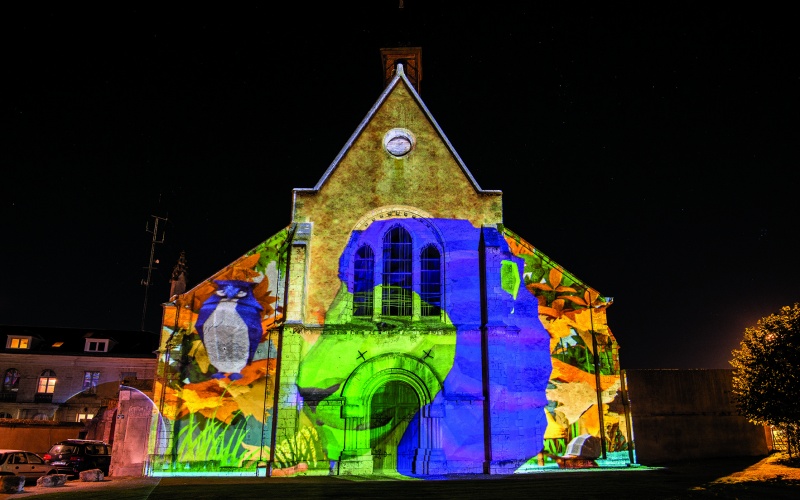 FESTIVAL CHARTRES EN LUMIERES : Chartres dévoile toute sa beauté la nuit tombée