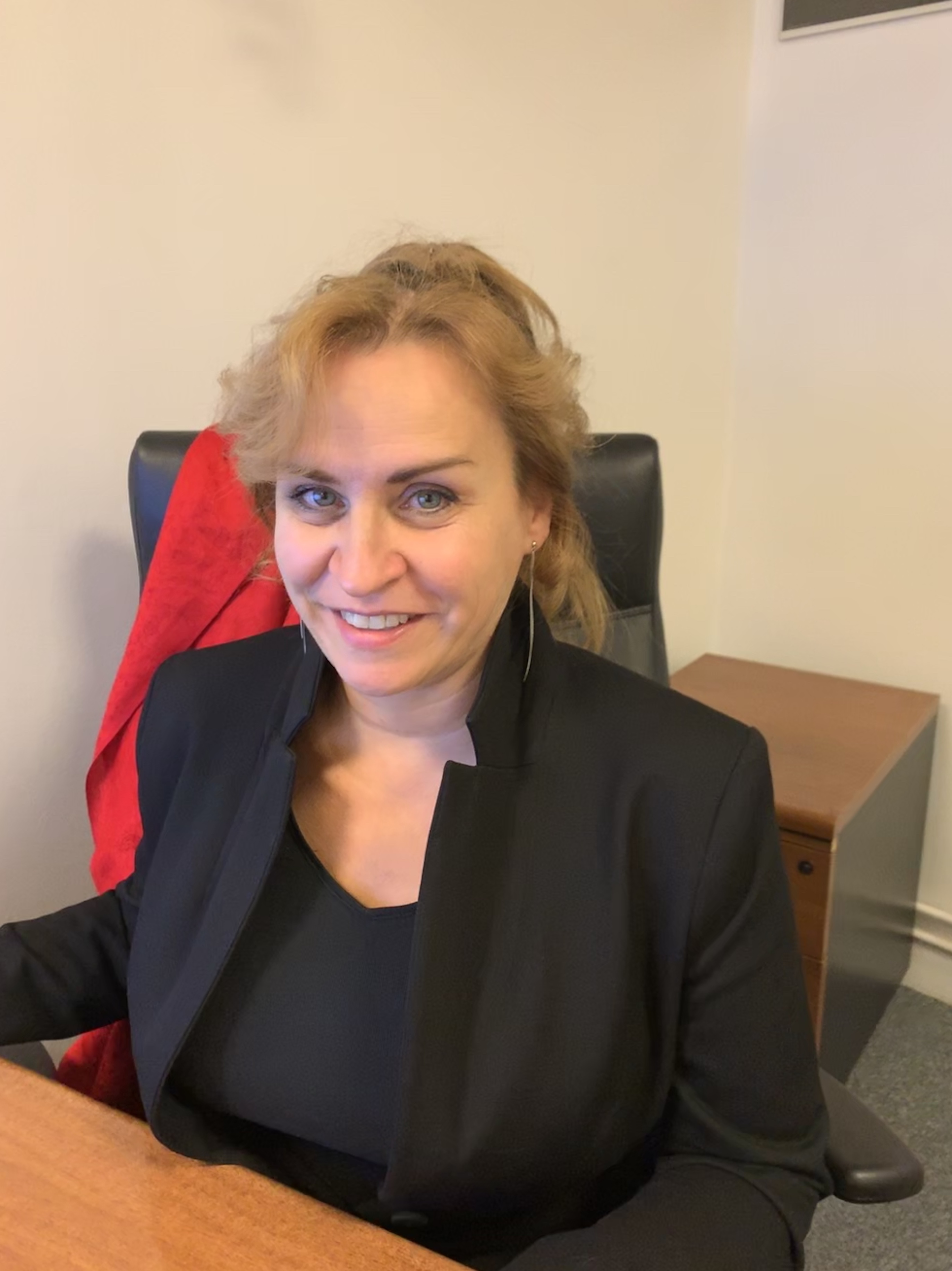 TOP MANAGER : Lyndia Desnoues, Directrice générale des services de la ville de Viry-Châtillon