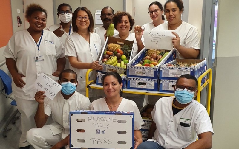 La Réunion : 1 600 paniers fraicheurs livrés aux soignants