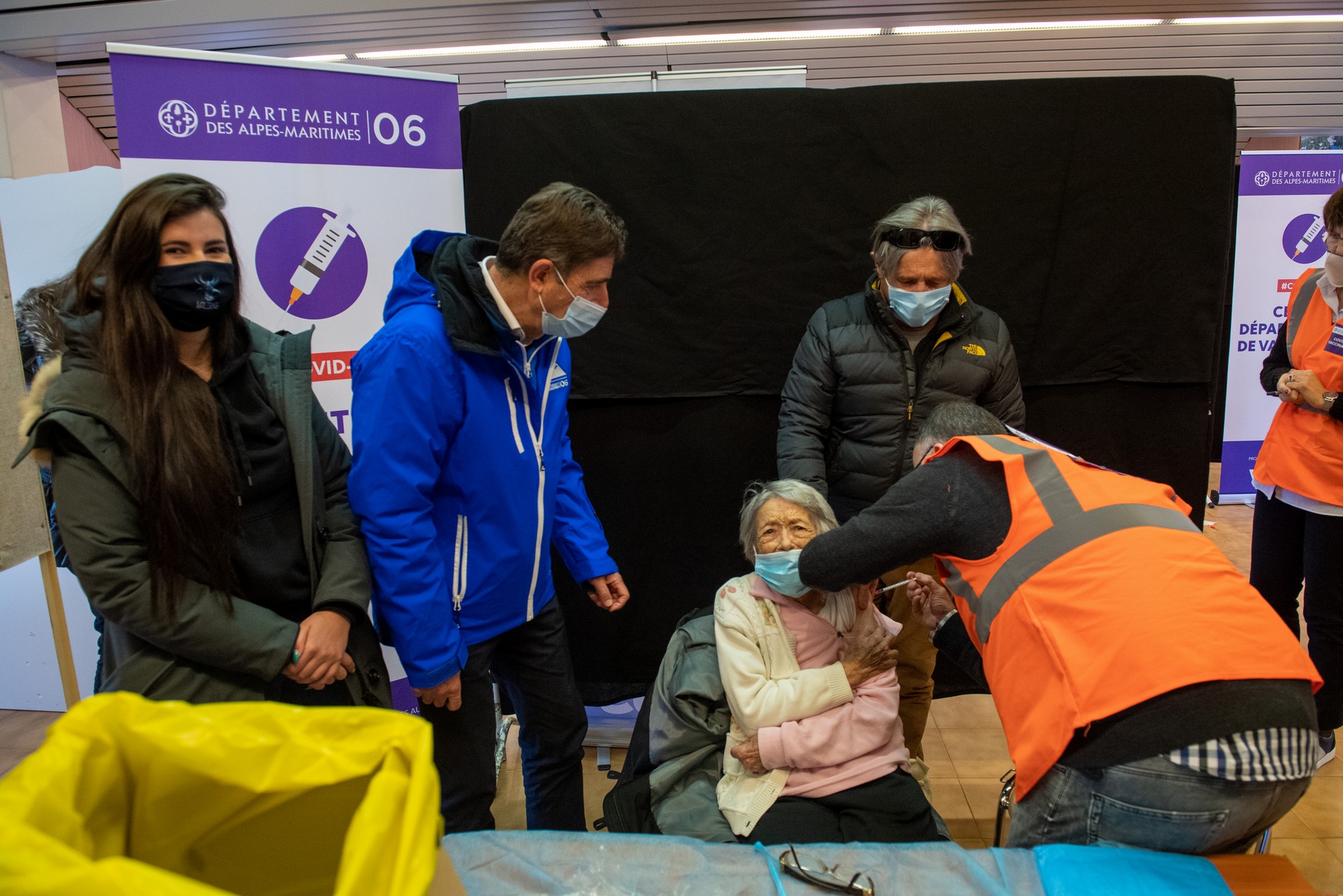 Alpes-Maritimes : des équipes mobiles pour vacciner les plus de 75 ans